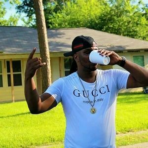 Meet your Posher, Derick