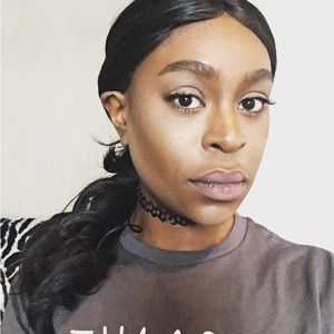 Meet your Posher, Alexis