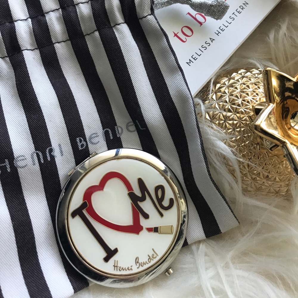 Henri Bendel Mirror Compact