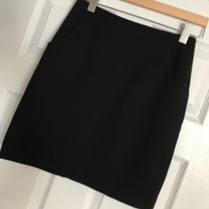 H&M black pencil skirt