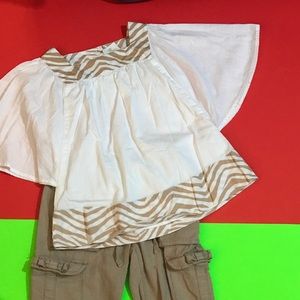 Girls 2 pc animal print set. EUC