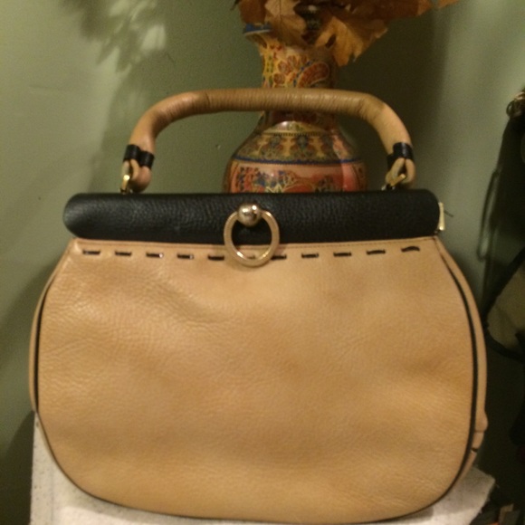 Vintage ‘1968’ Award Winning leather Bag! One of a Kind. - Picture 5 of 8