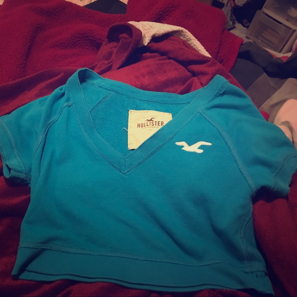 Crop top hollister shirt