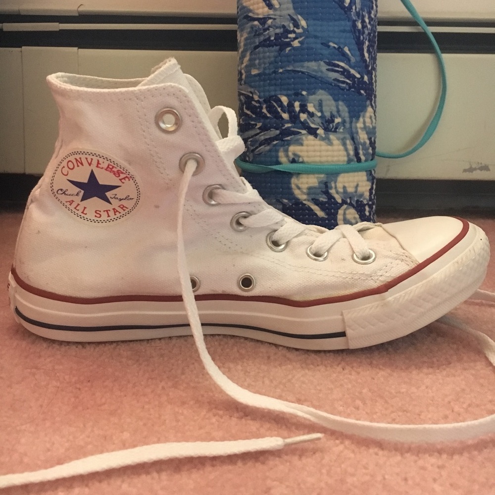 Women's Hightop Converse - White