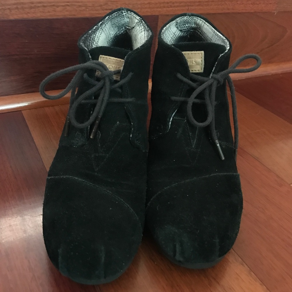 Black TOMS Wedges with Laces