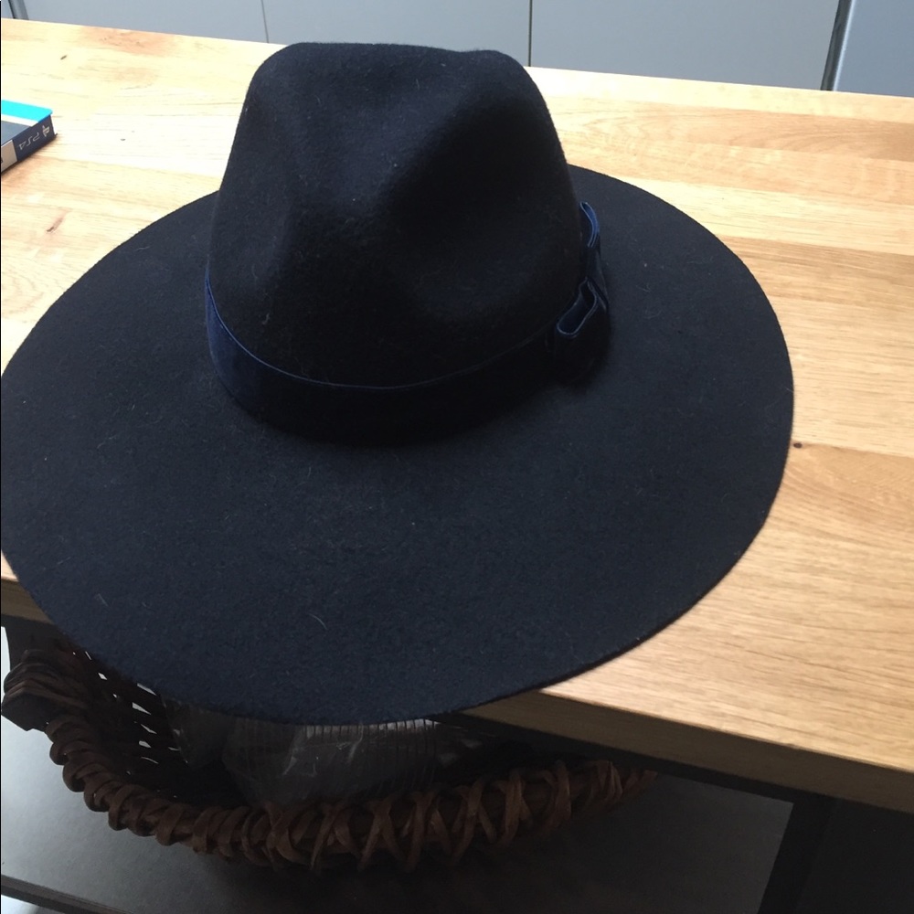 Navy felt wide brimmed hat