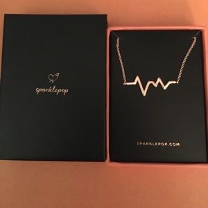 Sparklepop heart beart necklace