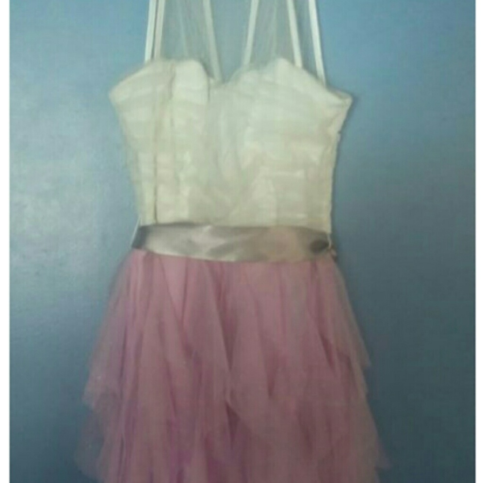 Womens short lace homecoming/prom dress size 5