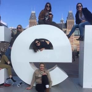 Meet your Posher, Danielle