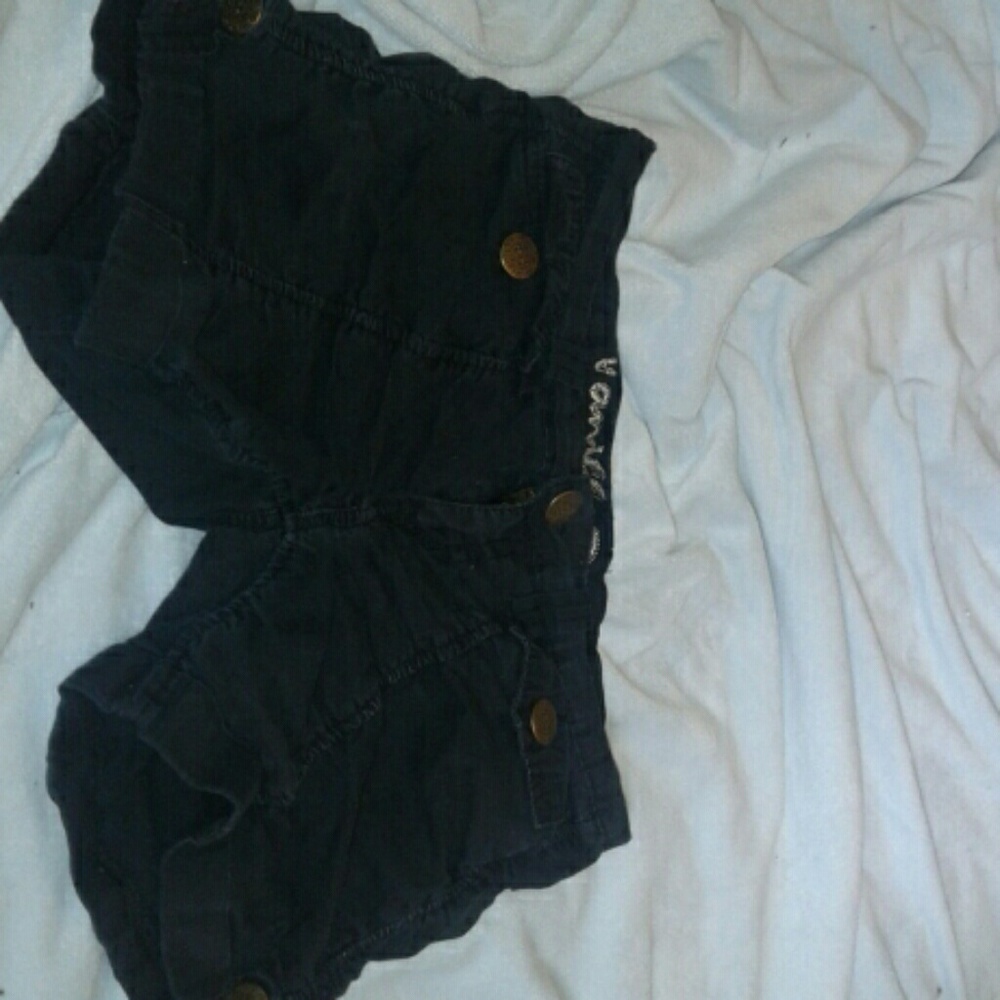 Black scrunched shorts