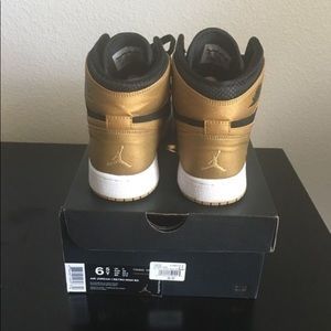 Nike Air Jordans Melo 1s