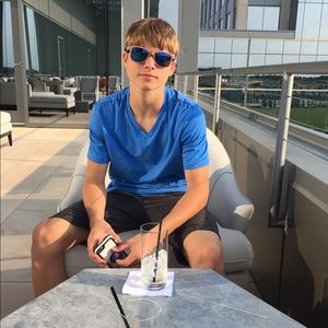 Meet your Posher, Hayden