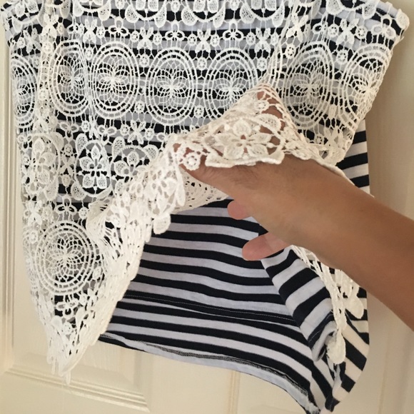 NAVY STRIPED TANK TOP - Picture 3 of 5