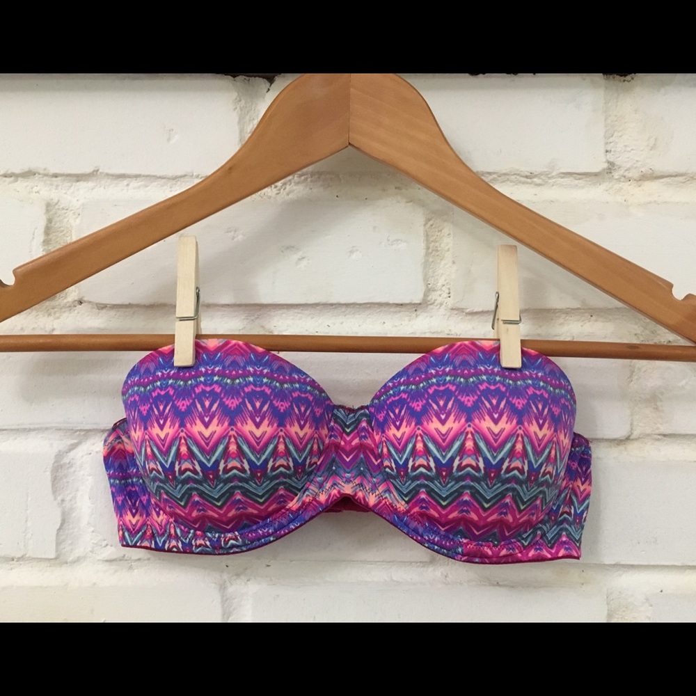 VS PINK Wear Everywhere Multi-way Push-Up