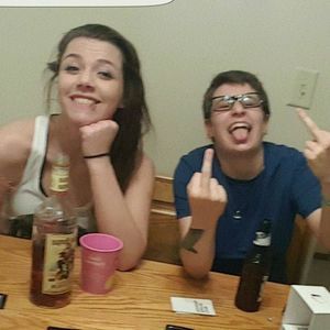 Meet your Posher, Chloe