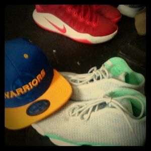 Jordan's and golden state hat