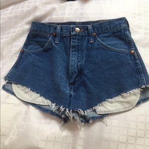 WRANGLER JEAN SHORTS