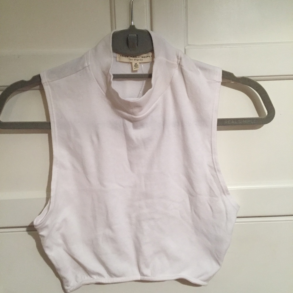 BNWT Urban outfitters white turtle neck crop top