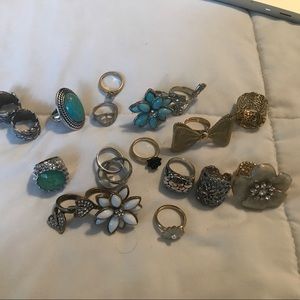 Assorted fashion rings (15 count)