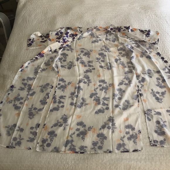 Long Floral Kimono - Picture 6 of 8