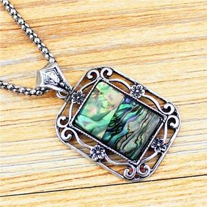 Necklace and earring set