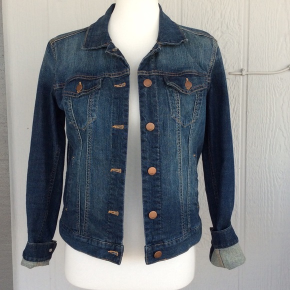 GAP Jackets & Blazers - FLASH SALE GAP Blue Button-down Jean Jacket