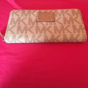 Michael Kors wallet