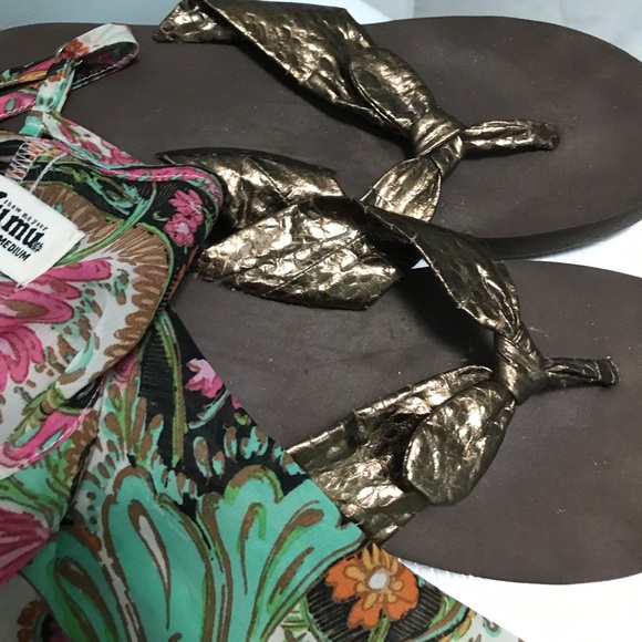Reaction Kenneth Cole Shoes - 💥💲⬇️💥Reaction Kenneth Cole wedge sandals
