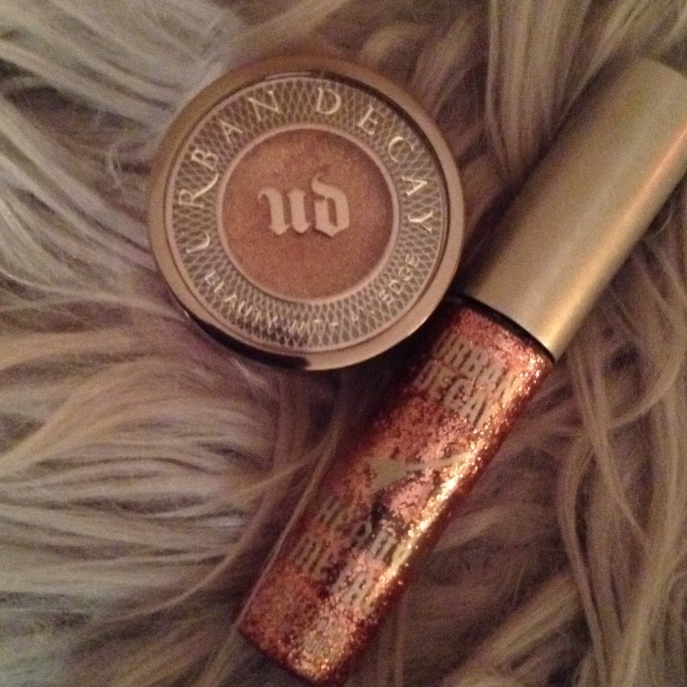 Urban decay | SNATCH eyeshadow w/ gliter eyeliner