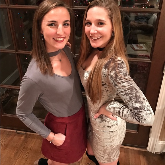 Forever 21 velvet dress - Picture 1 of 2