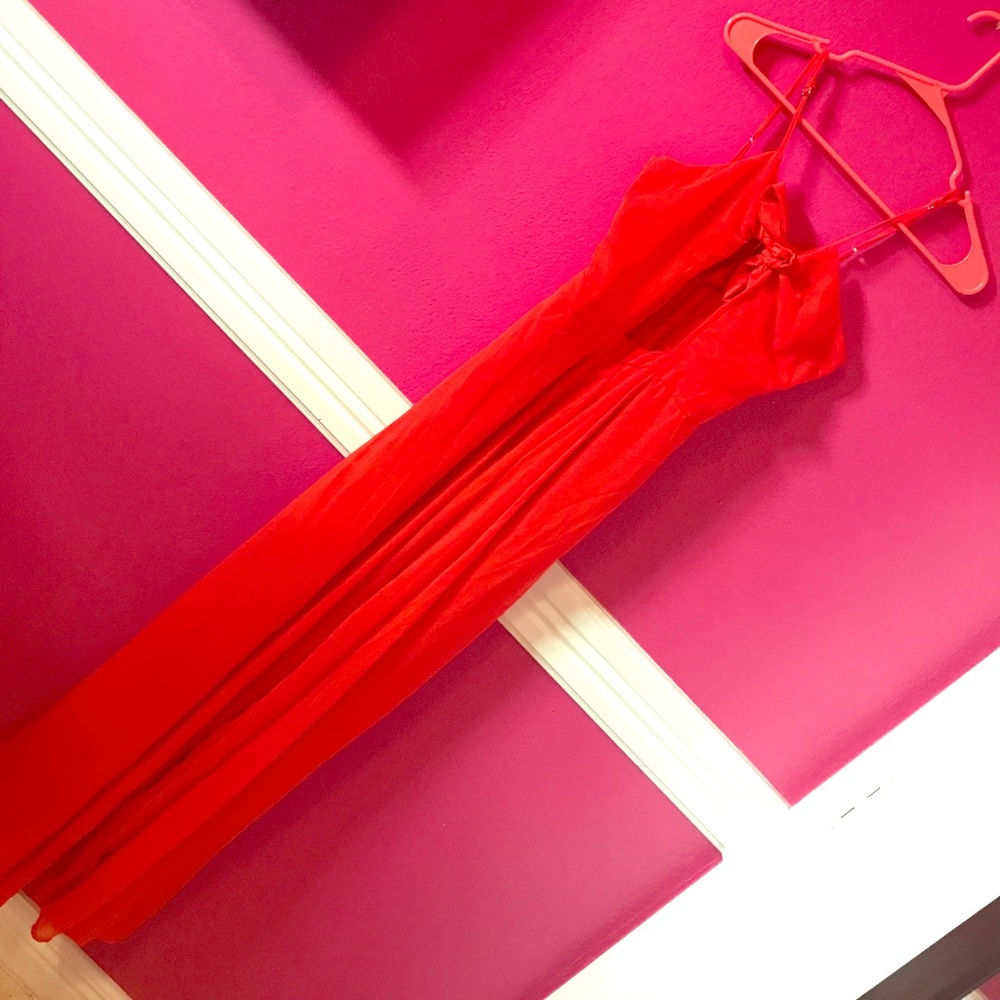 BEAUTIFUL ORANGE JUMP SUIT