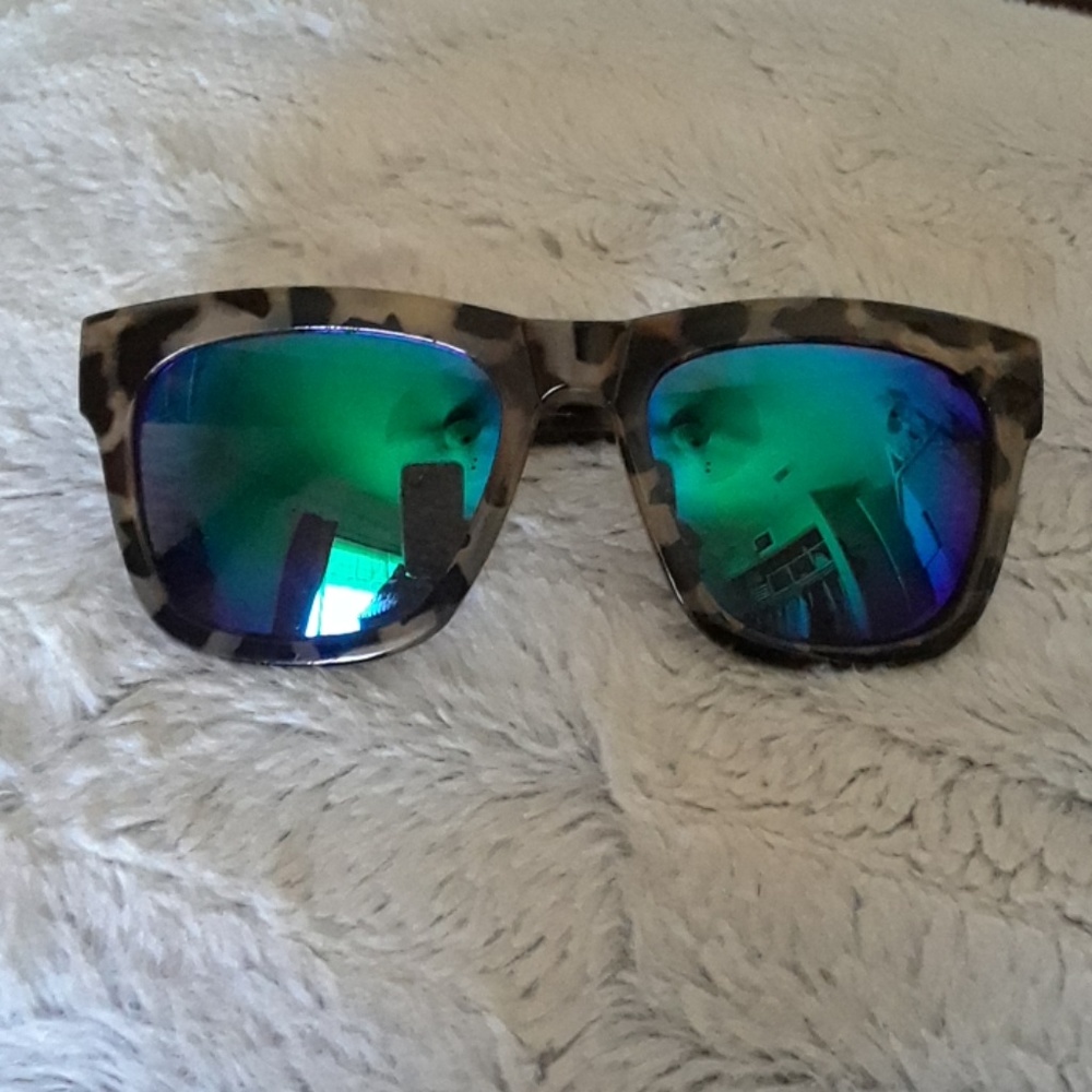 Cute summer sunglasses