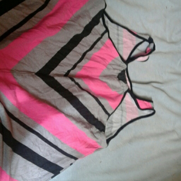 Gray,black,and pink Tank top - Picture 2 of 3