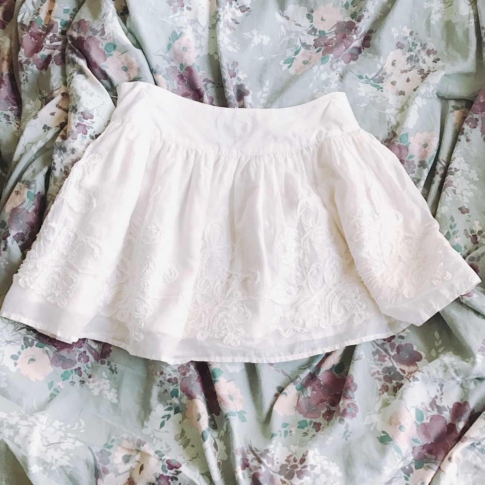 Delias White Floral Skirt