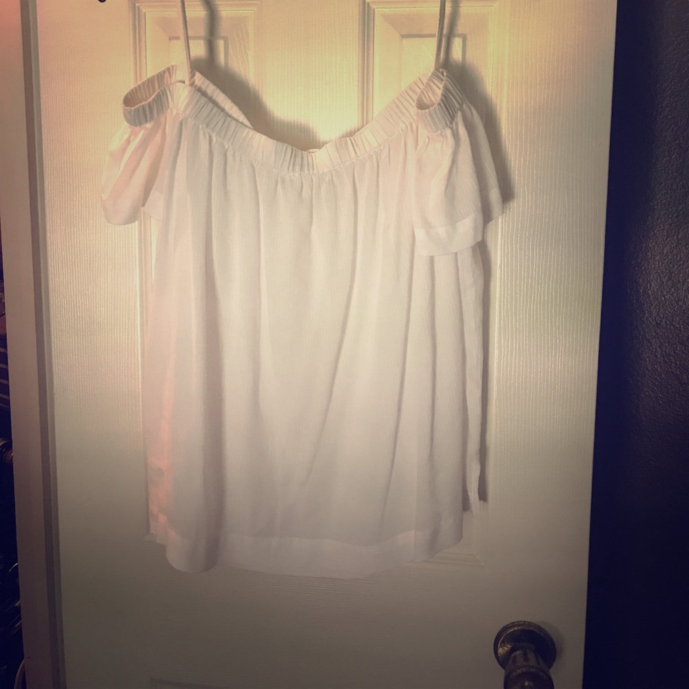Chelsea & violet off the shoulder top