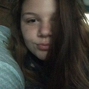 Meet your Posher, Ella