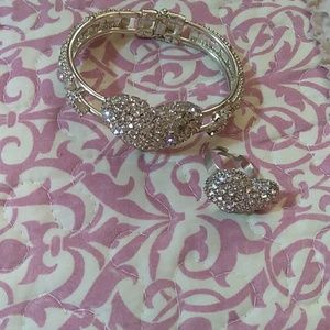 Beautiful and elegant heart bracelet n ring set