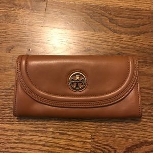 Tory Butch Wallet