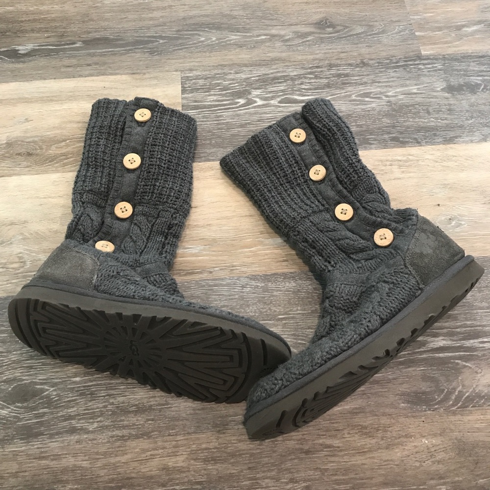 Grey knitted Ugg Boots