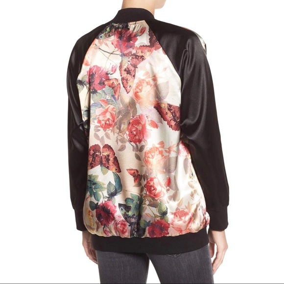 🔥 NWT! 2in1 Oversized Satin Bomber - Picture 5 of 8