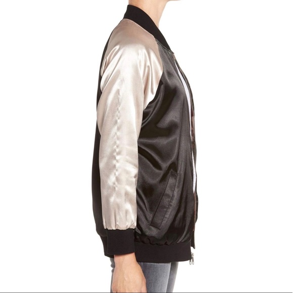 🔥 NWT! 2in1 Oversized Satin Bomber - Picture 6 of 8