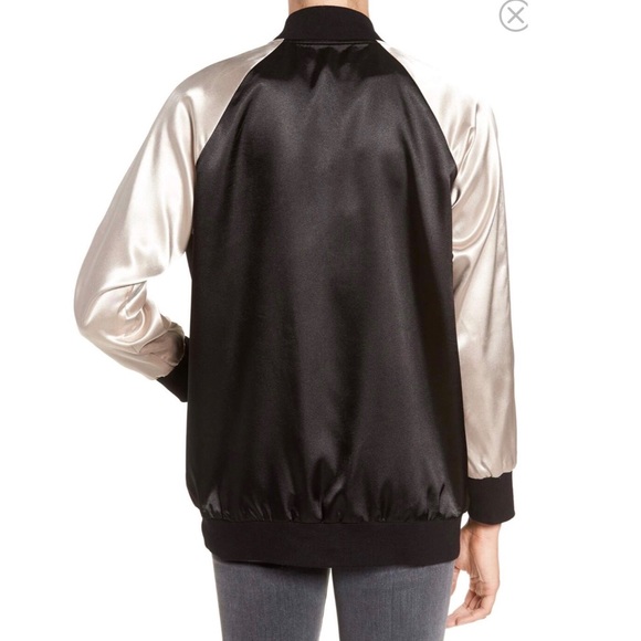 🔥 NWT! 2in1 Oversized Satin Bomber - Picture 3 of 8