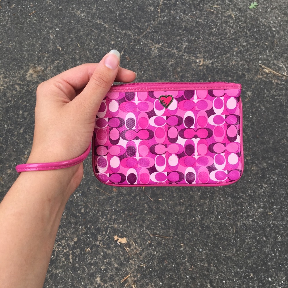 Coach Poppy Wristlet