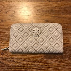 BRAND NEW Tory Butch Wallet
