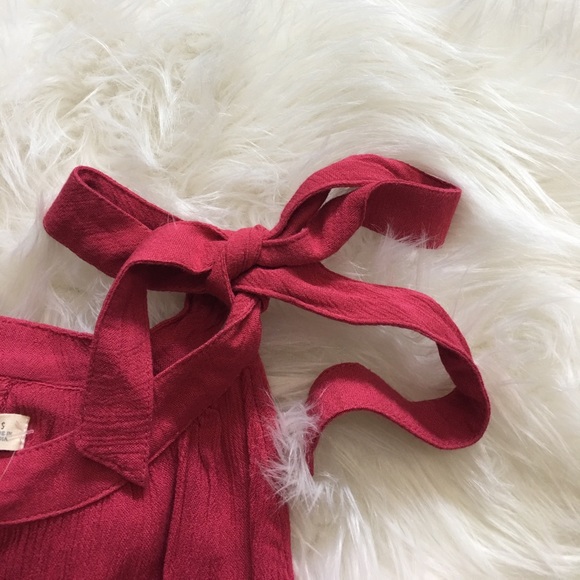 Red Blouse - Picture 3 of 4