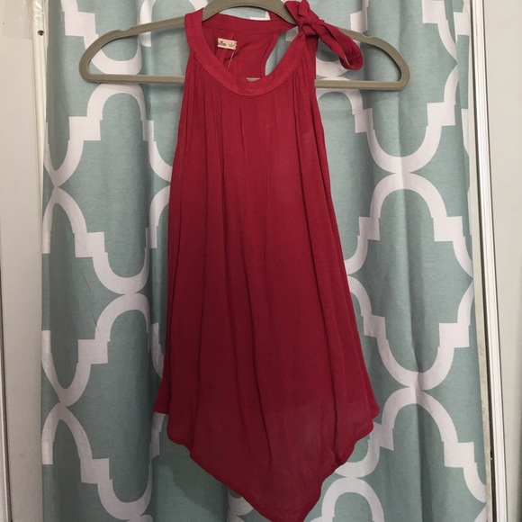 Red Blouse - Picture 4 of 4