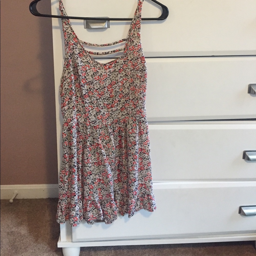 SPAGHETTI STRAP SHIRT
