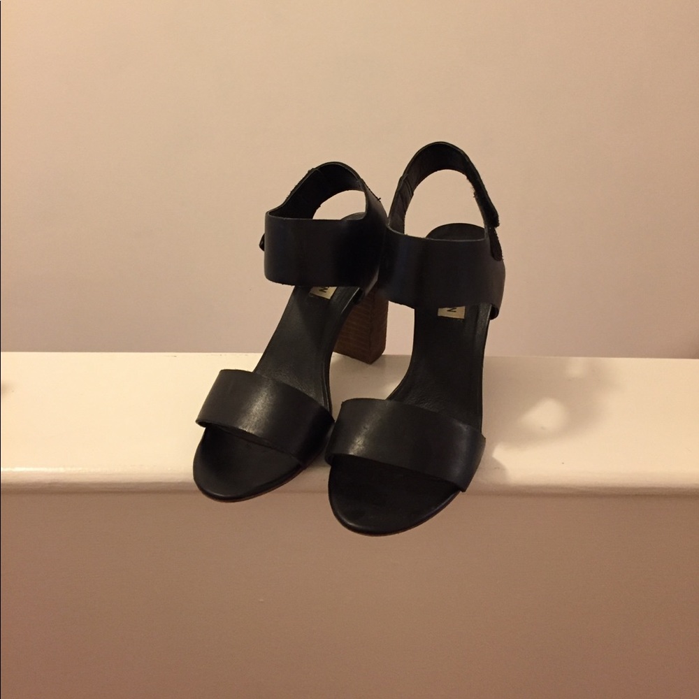 Steve Madden chunky strappy heel size 7