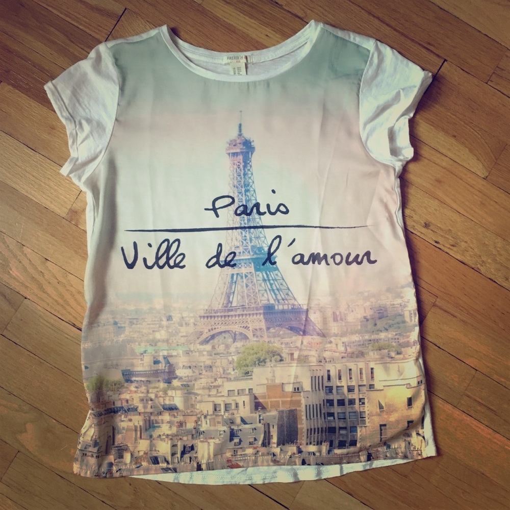 Forever 21 Paris T shirt