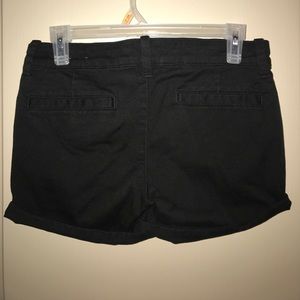 American eagle size 4 black shorts